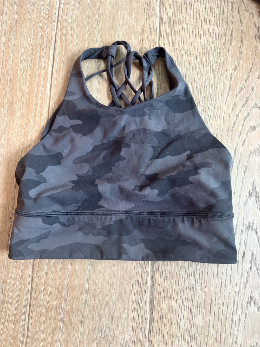 Lululemon Size 6 Black Camo Strappy Back Sports Bra